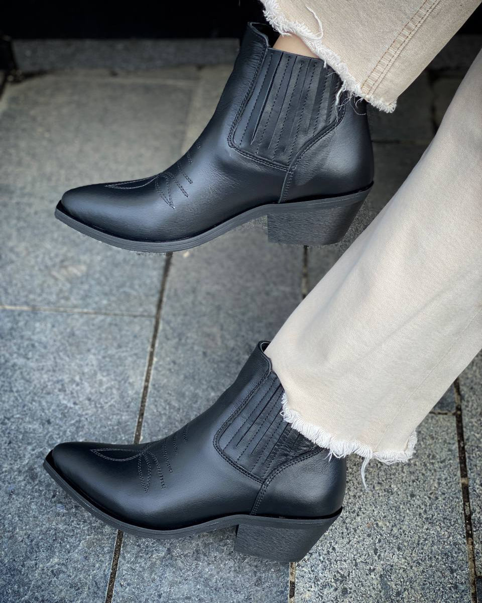 Aria Black Stitch Boots