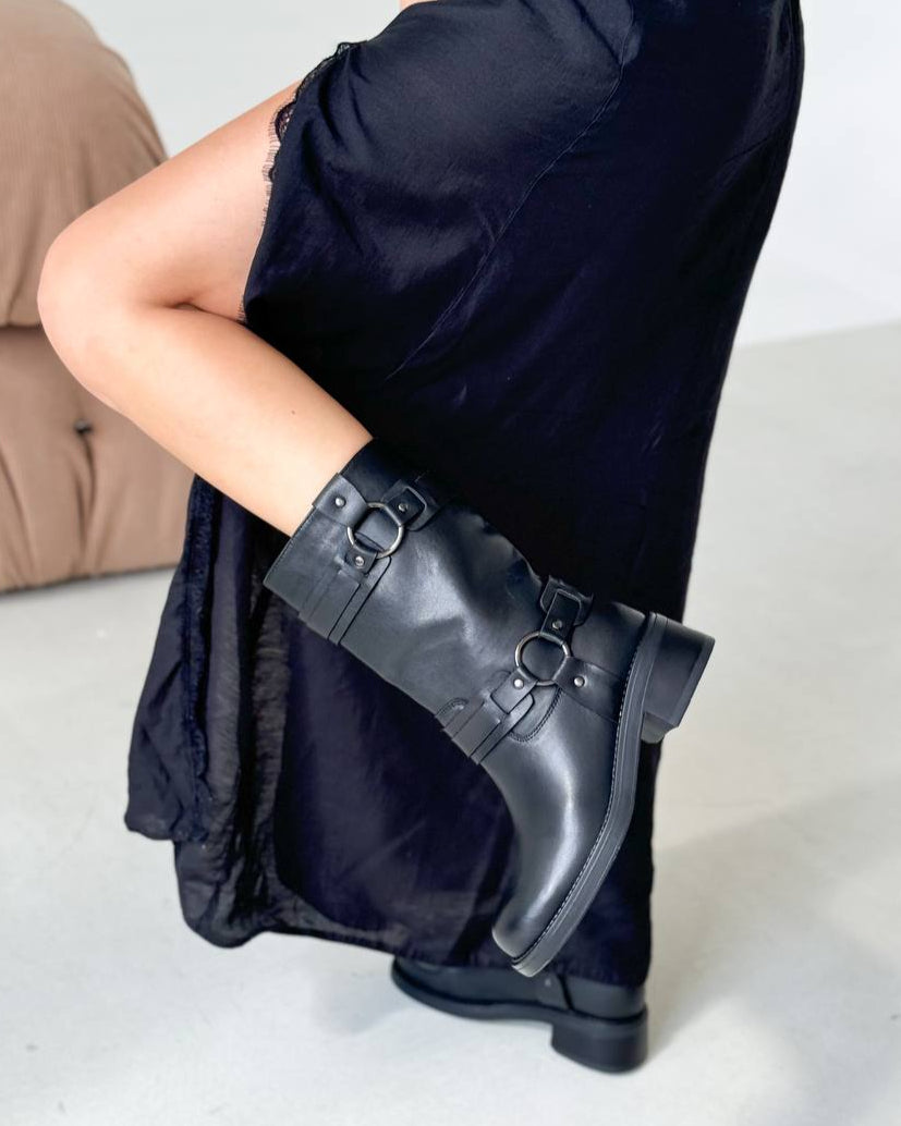 Vanguard Black Rider Boots