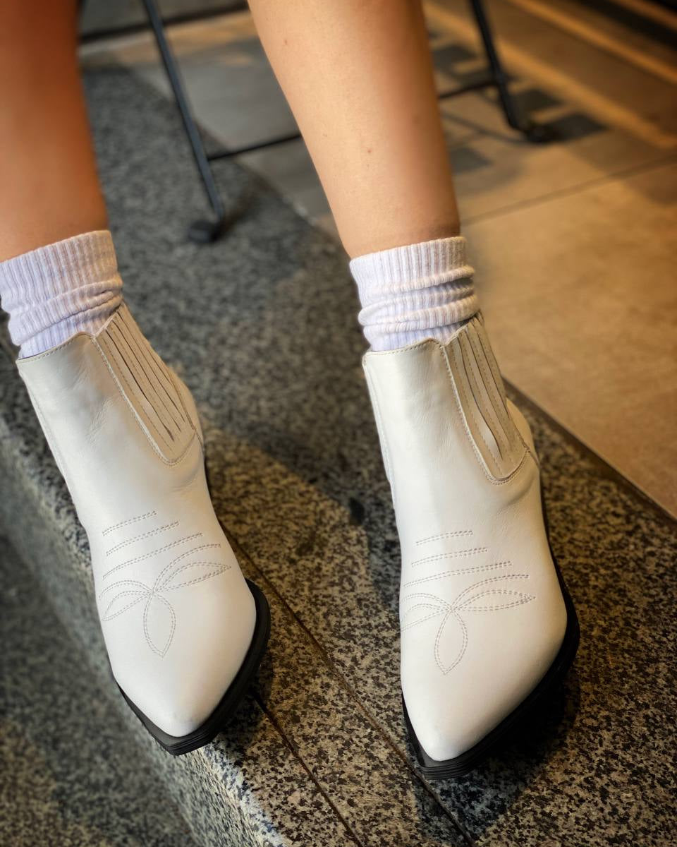 Aria Ivory Stitch Boots