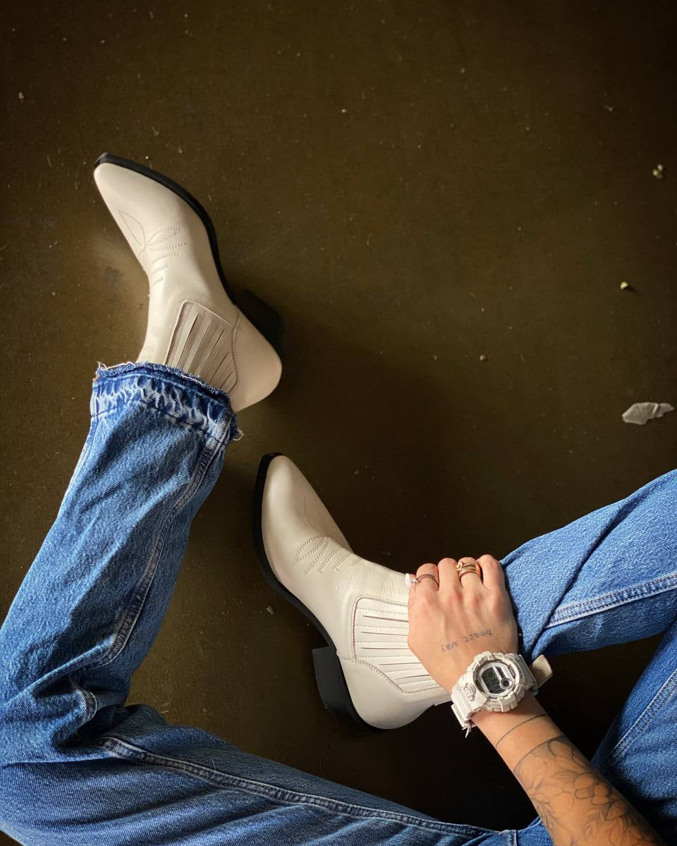 Aria Ivory Stitch Boots
